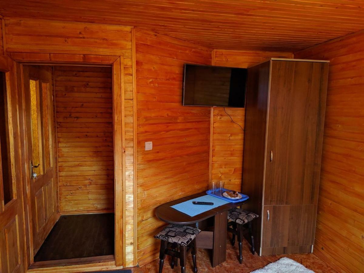 У Оксани Konuk evi Kvasy Dış mekan fotoğraf
